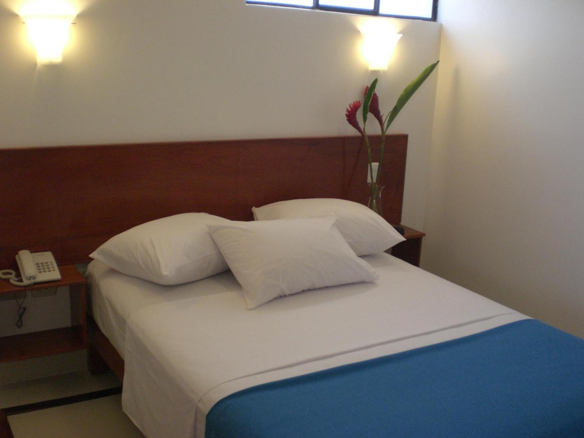 Hotel Casa Cesar تومبيس المظهر الخارجي الصورة